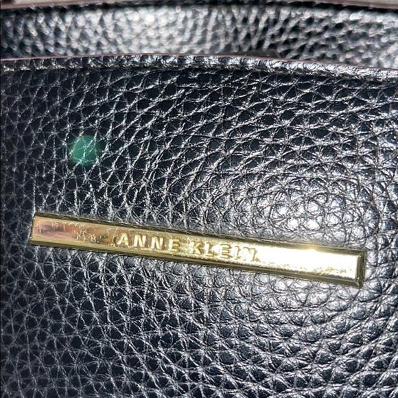 Anne Klein Tote - Picture 2 of 9
